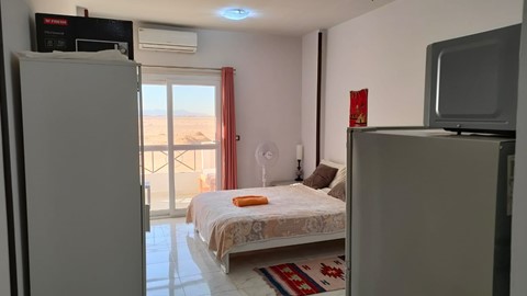 fully-furnished-studio-with-sea-view-in-hurghada